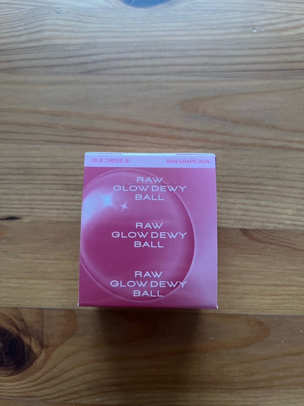 Hince Raw Glow Dewy Ball